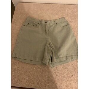 Womens Ruby Rd size 8P Gray shorts
